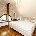 Silva Aparthotel 3*